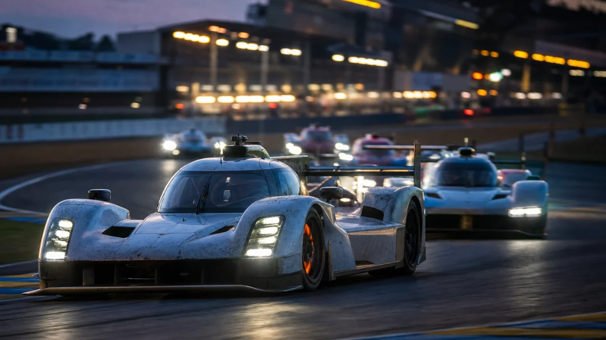Sportvagnsprototyp på bana som illustrerar WEC
